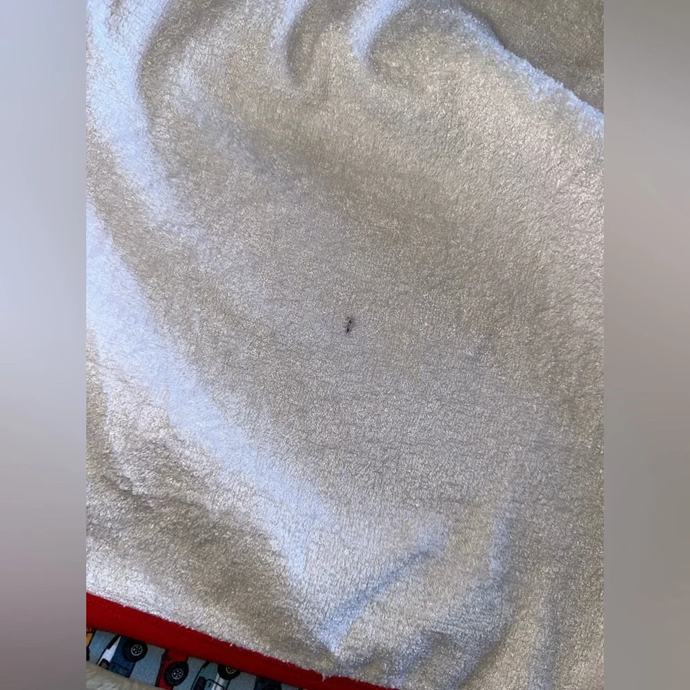 Posh Peanut Hooded Towel